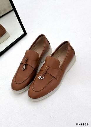 Натуральные лоферы в стиле loro piana