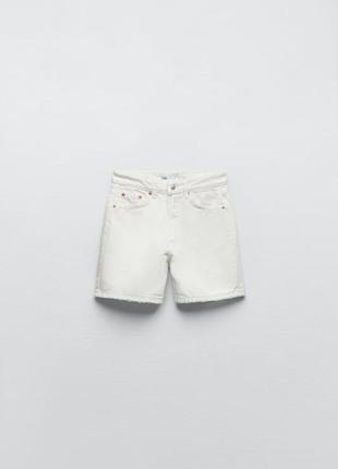 Бермуды tre regular fit mid rise zara/ белые джинсовые шорты zara