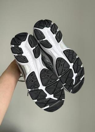 Чоловічі кросівки asics gel-nyc 8 white grey асікс білого з сірим кольорів3 фото