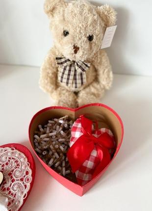 Сердце-валентинка с записками 100 причин, почему я тебя люблю и мишка.подарок девушке8 фото
