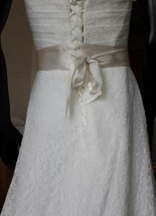 Шикарне весільне плаття з шлейфом4 фото