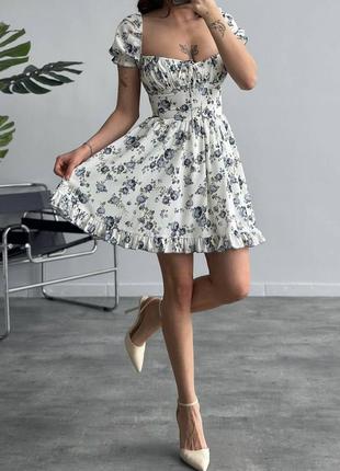 Платье летнее легкое с декольте коротким рукавом цветочным принтом3 фото