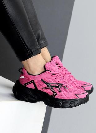 Креативні кросівки, молодіжна модель для дівчат в яскравому кольорі фуксія, рожевий, товста чорна пі2 фото