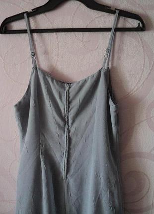 Сіра сукня в білизняному стилі 4