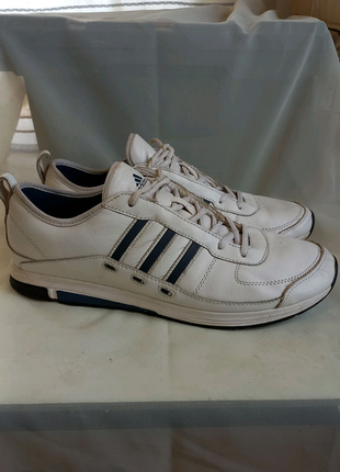 Кросовки adidas3 фото