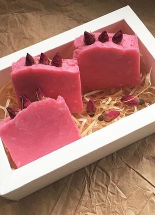 Натуральное мыло "розовое"