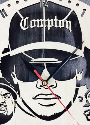 Годинники настінні «n. w. a»