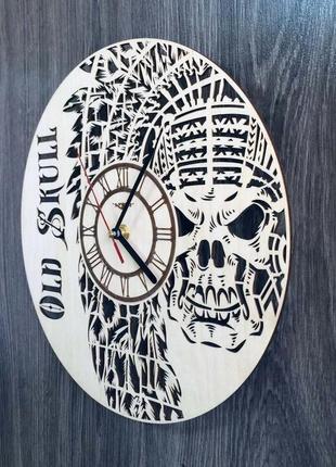 Деревянные настенные часы «череп»2 фото