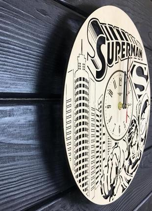 Стильні настінні дерев'яні годинник «супермен»2 фото