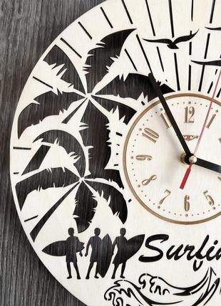 Круглі інтер'єрні настінні годинники з дерева «серфінг»2 фото