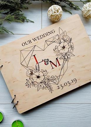 Стильный дизайнерский свадебный альбом в деревянной обложке