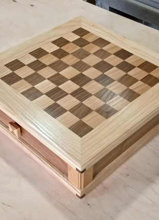 Шахова дошка з шухлядою4 фото
