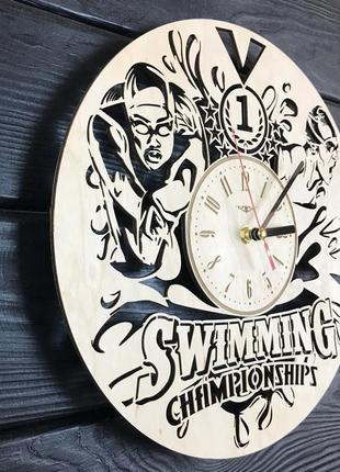 Тематические часы из дерева «чемпионат по плаванию»2 фото