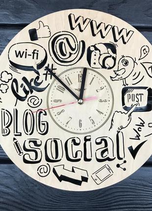 Дизайнерские часы из дерева «блогерство»