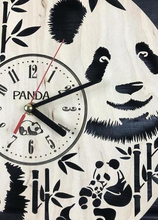 Концептуальні настінні годинники з дерева «мила панда»2 фото
