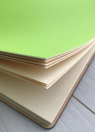 Детский именной фотоальбом из дерева