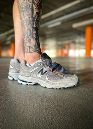 Мужские кроссовки new balance 2002r "grey brown pouch"