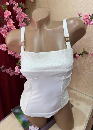 Белый боди с кружевом и стразами river island uk8