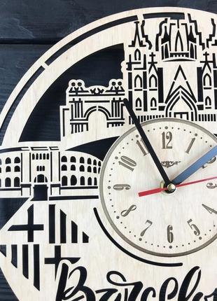 Оригинальные деревянные часы в интерьер «испания, барселона» cl-05413 фото