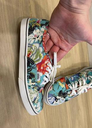 Акция 🎁 стильные унисекс кеды vans flowers

converse3 фото