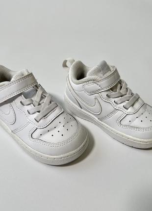 Кожаные кроссовки nike1 фото