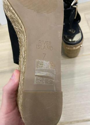 Акция 🎁 новые стильные босоножки эскадрильи river island
 на танкетке zara graceland6 фото