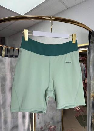 Спортивные женские шорты (два цвета) бренда oh polly (bo+tee)3 фото
