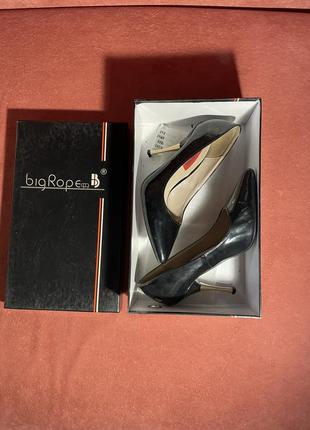 Туфли лаковые / лодочки на шпильке heels5 фото