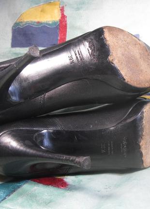 Ysl yves saint laurent короткие черные ботинки тонкий каблук имталия размер 39,58 фото