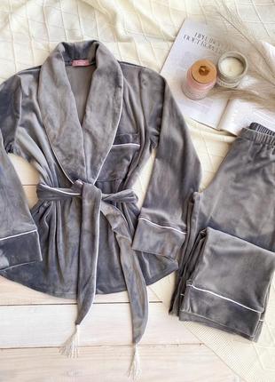 Женская пижама christel: укороченный халат и штаны1 фото