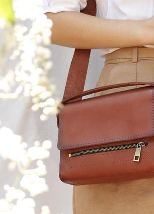 Шкіряна жіноча сумочка через плече коричнева "азалія"2 фото