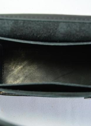 Шкіряна жіноча сумочка через плече чорна "азалія"5 фото