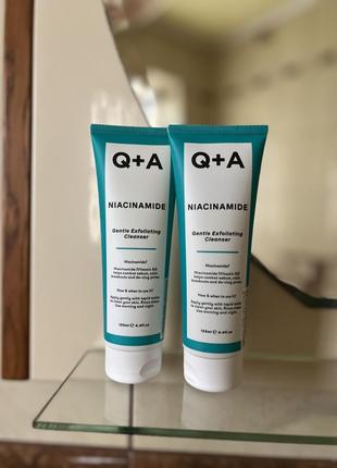 Очищуючий гель-ексфоліант для обличчя q+a niacinamide gentle exfoliating cleanser