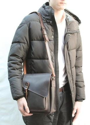 Чоловіча шкіряна сумка через плече. чоловіча шкіряна сумка куточок.