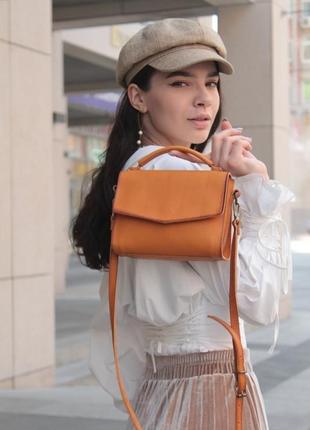 Кожаная сумочка "лаура" кожа краст, цвет янтарь