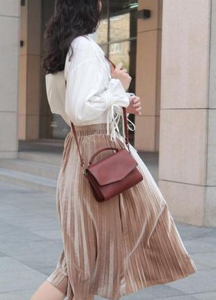 Кожаная сумочка "лаура" кожа краст. цвет коричневый