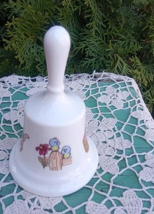 Колокольчик  из фарфора высокого качества с клеймом.англия