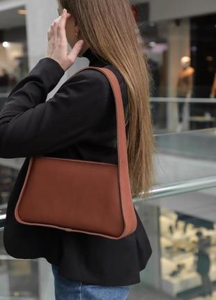 Кожаная сумочка багет краст коричневая4 фото