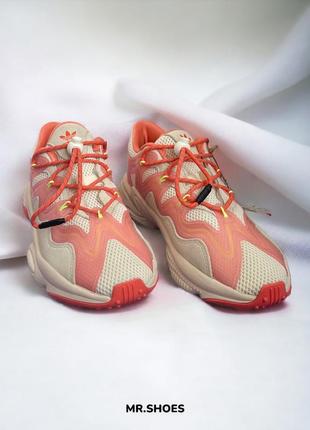 Жіночі кросівки adidas ozweego plus3 фото