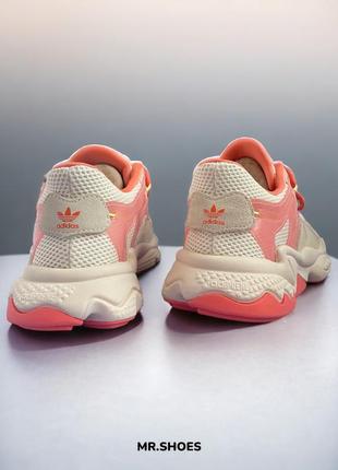 Жіночі кросівки adidas ozweego plus5 фото