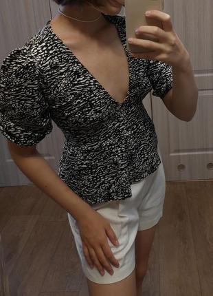 Стильна блуза топ