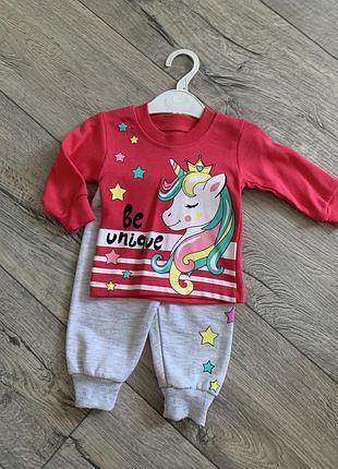 Костюмчик для дівчинки на 9-12 міс новий