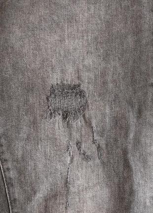 Темно-серые зауженные джинсы3 фото