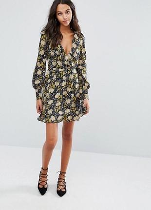 Платье платье в цветке boohoo