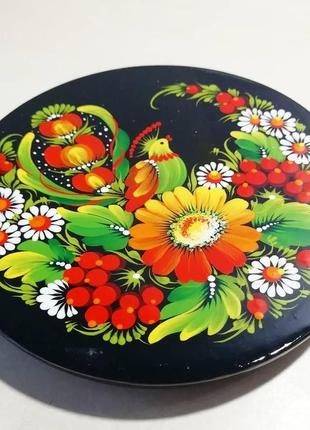 Сувенирная деревянная тарелка с петриковской росписью2 фото