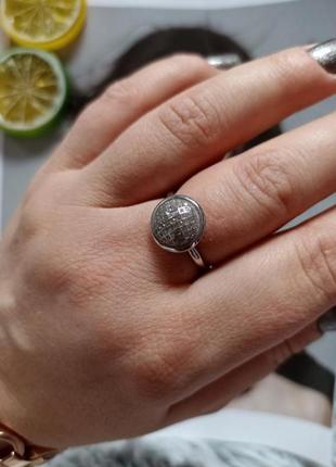 Серебряная кольца 💍с вставками из фианитов 💎