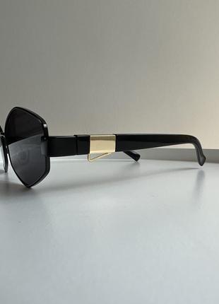 Жіночі чорні трендові сонцезахисні окуляри ромби в стилі ysl2 фото