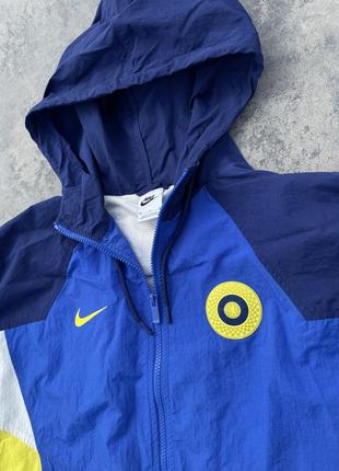 Чоловіча нейлонова дрілова повсякдена куртка вітровка nike chelsea swoosh acg8 фото