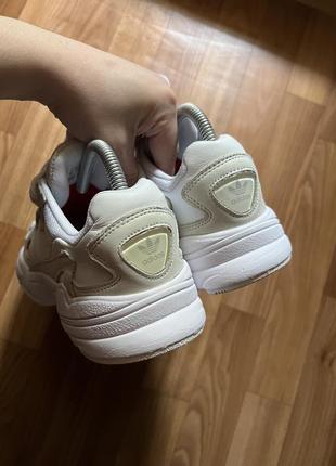 Женские кроссовки adidas falcon6 фото