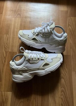 Женские кроссовки adidas falcon3 фото